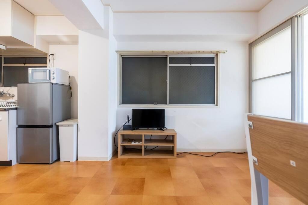 ２ Beds. Comfortable . Dotonbori / Kuromon Market. Osaka Exterior photo